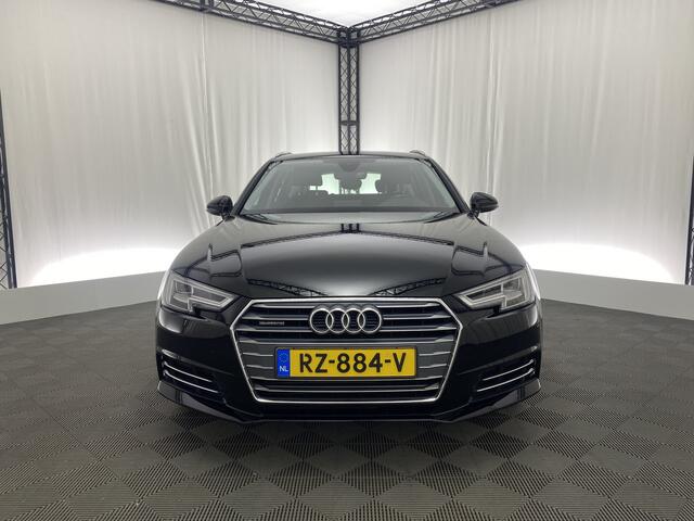 Audi A4 Avant 2.0 TFSI MHEV quattro Sport Lease Edition Automaat | Navi | Elek. Trekhaak |