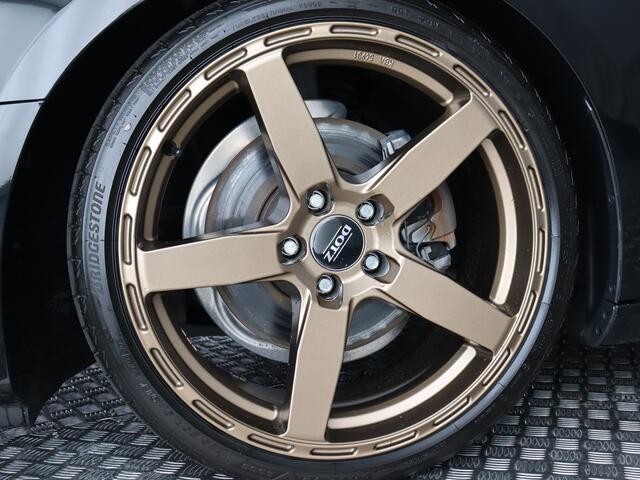 Audi A4 Avant 35 TFSI Advanced Edition Uniek (NL-Auto / Cruise / Navi / Stoelverw. / 19'')