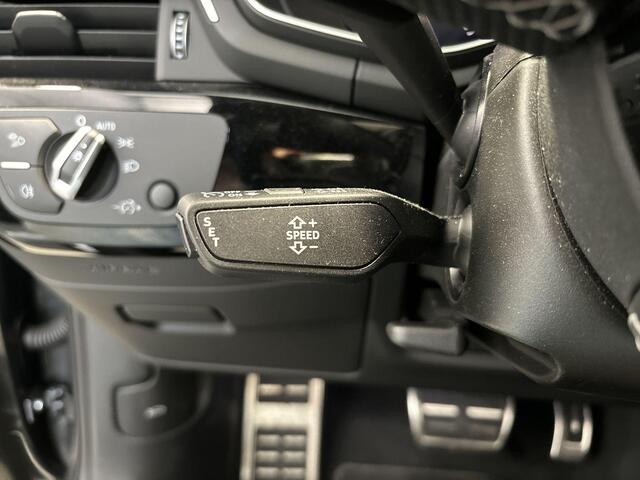 Audi A4 Avant 35 Tfsi 150pk S-tronic S edition Competition · Camera · Apple/Android Car Play · Navi · P-Sensoren · Zwart Optiek · Alarm · 18'' Inch · Garantie t/m 26-03-2028 of 100.000km