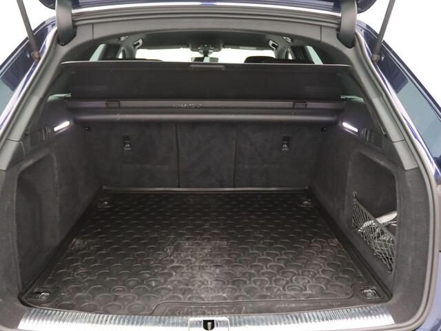 Audi A4 Avant 40 TFSI Sport S line black edition 190PK S-Tronic Achteruitrijcamera, Cruise Controle, Full LED, Clima, Navi, Virtual Cockpit, Keyless, Stoelverwarming, 19" LM Velgen