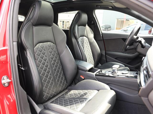 Audi A4 Avant 40 TFSI Sport S line black edition | 190 pk | Sportstoelen plus | Pano | Leer | Matrix LED |