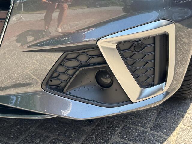 Audi A4 Avant 35 TFSI Launch edition Sport