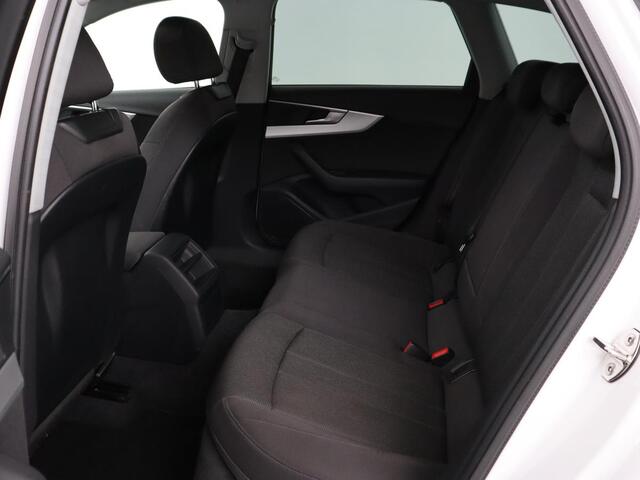 Audi A4 1.4 TFSI Pro Line | Adaptive cruise | Stoelverwarming | Camera | Trekhaak | Navigatie | Xenon | Climate control | Bluetooth | Side Assist