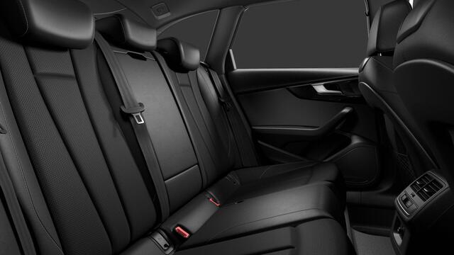 Audi A4 Avant 35 TFSI S edition Competition 150PK | Navigatie | Parkeercamera | 18 inch Lichmetalen velgen | Adaptive cruise controle
