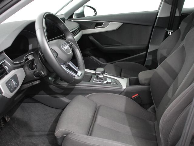 Audi A4 Avant 40 TFSI S-Tronic Climate control Adaptive cruise control Navigatie Parkeersensoren Stoelverwarming Elektrische achterklep Apple Carplay/ Android Auto