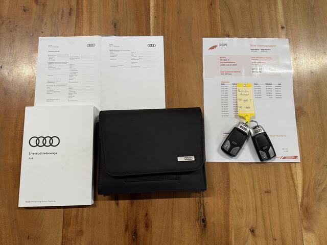 Audi A4 Avant 2.0 TDI Sport S line Black Edition *3X S-Line* Matrix LED / Org.NL! / Leder / Carplay / Digital / Cruise / Navigatie / ECC / 19'' LMV