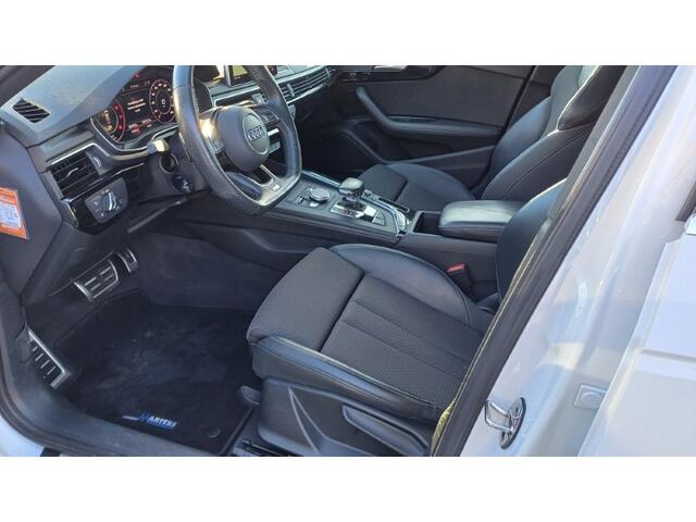 Audi A4 35 TFSI Sport S line edition