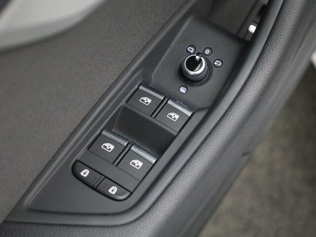 Audi A4 Avant 35 TFSI/150PK Advanced Edition · Drive select · Apple/Android Car Play · Cruise control · Garantie t/m 26-09-2027 of 100000