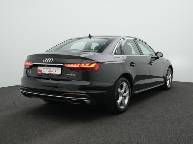Audi A4 Limousine 35 TFSI 150 pk S-tronic Business Edition | Navigatie | Carplay | Parkeersensoren achter