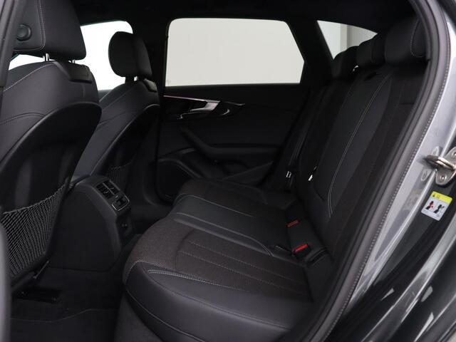 Audi A4 35 TFSI S edition Competion | Origineel NL | Trekhaak | Sfeerverlichting | Virtual Cockpit | Carplay | Sportstoelen | Half leder | Full LED | Navigatie | Parkeerhulp | Cruise control | S Line