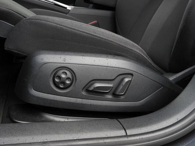 Audi A4 35 2.0TFSI ADVANCED EDITION