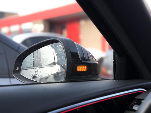 Audi A4 Avant 35 TFSI S-LINE LED MATRIX HUD LANE BLINDSP.