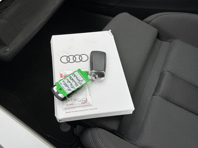 Audi A4 Avant 35 TFSI 150pk autom Advanced edition ecc,digidash,navi,lmv,led,chroom,sportstoelen,pdc,cruise