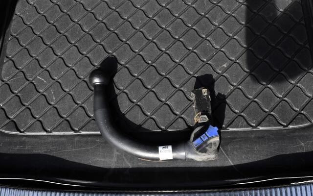 Audi A4 Avant 35 TFSI Launch edition Business Trekhaak -Carplay