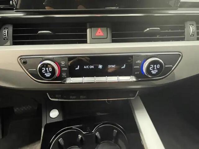 Audi A4 Avant 40 TFSI S edition 19" ACC Trekhaak Navi Audi virtual cockpit