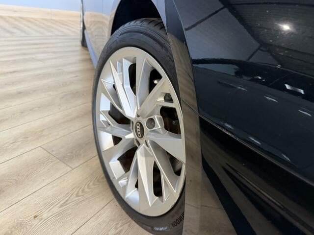 Audi A4 Limousine 35 TFSI Advanced Edition Airco ECC | Virtual | Cruise Control | Apple Carplay | Navigatie | Parkeer Sensoren | Isofix | NAP