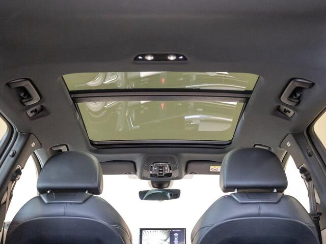 Audi A4 Avant 35 TFSI 3x S-Line / 150pk / Panorama dak / Achteruitrij camera / Stoelverwarming /