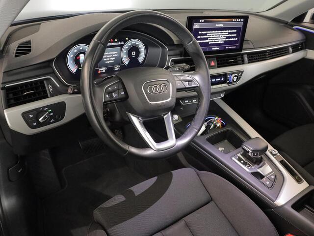 Audi A4 Avant 40 TFSI S edition 204 pk S-tronic | Navigatie | Panoramadak | Trekhaak (wegklapbaar) | Parkeersensoren | Achteruitrijcamera | Matrix LED koplampen | Stoelverwarming |
