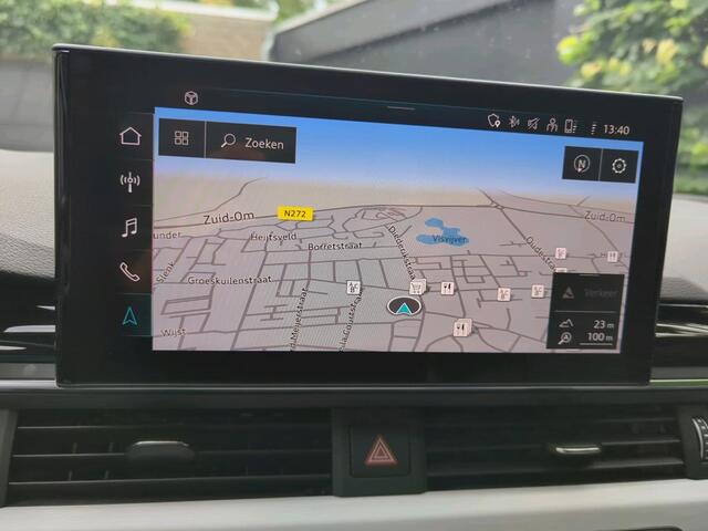 Audi A4 Avant 35 TFSI S edition / Digitaal dashboard / Navigatie / App connect / Zwenkbare trekhaak / Lichtmetaal 18 inch /