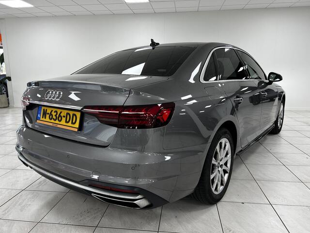 Audi A4 Sedan 35 TFSI Business Edition ELEKTRISCH SCHUIFDAK | LEDEREN BEKLEDING | PARKEERSENSOREN VOOR-EN ACHTER