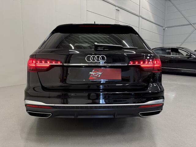 Audi A4 Avant 40 TFSI 204PK S-Line Facelift PANO/TREKHAAK/ACC/MATRIX/20"AUDI-SPORT/STOEL+STUURVERW/PRIVACY/DYNAMIC-LED/SPORT-PAKKET/MYTHOSSCHWARZ/VOLLEDIG AUDI DEALER HISTORIE, NET OH BEURT GEHAD