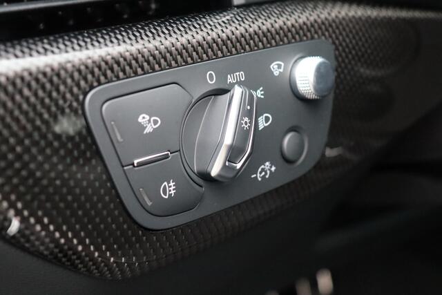 Audi A4 Avant 45 TFSI quattro S edition, Pano, RS-stoelen