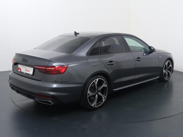 Audi A4 Limousine 35 TFSI S edition Competition | 150 PK | Automaat | Adaptive cruise control | Climate control | 19" LM velgen | S line |