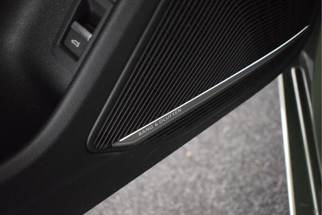 Audi A5 Cabriolet 40 TFSI 204pk quattro 2x S-Line Nekverwarming Matrix Led Stoelverwarming Virtual Cockpit Navigatie