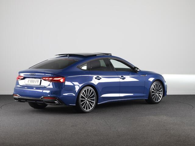 Audi A5 Sportback 35 TFSI S edition Competition 150 pk S-tronic | Private lease vanaf ¤ 822,- pm | Verlengde garantie | Navigatie | Panoramadak | Parkeersensoren | Achteruitrijcamera | Stoelverwarming |