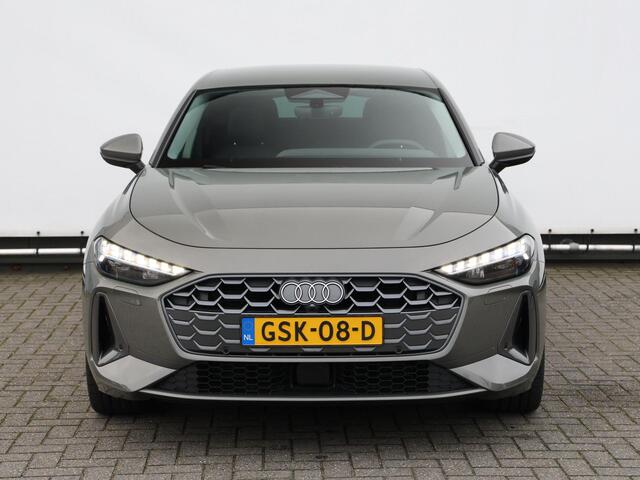 Audi A5 Limousine 2.0 TFSI First Edition | 150 pk | Lederen bekleding | Elektrisch verstelbare stoelen | Privacy glas |