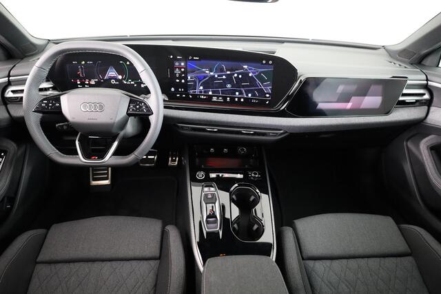 Audi A5 Limousine 2.0 e-hybrid quattro S edition omgevingscamera's, adaptive cruise control, led achterlichten, privacy glass, optiek pakket zwart plus