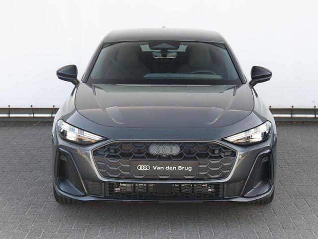 Audi A5 Limousine S edition TFSI e 220 kW / 299 PK Limousine | 20" Lichtmetalen velgen | Optiek zwart plus | Camera |