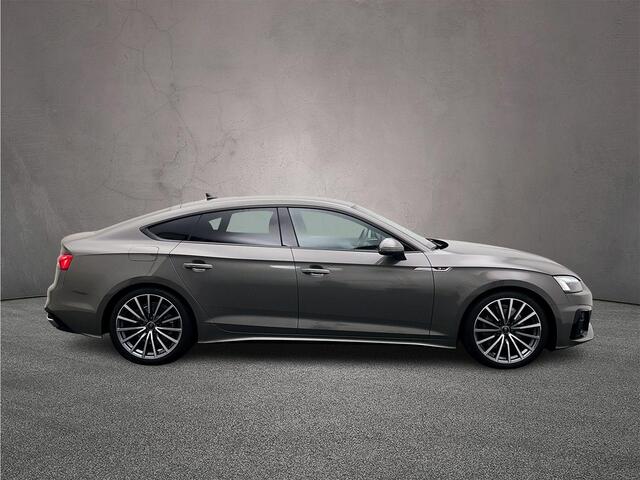 Audi A5 Sportback 35 TFSI 150PK S edition Competition | Ambient-Light | 19-inch | Matrix | Zwart-Optiek plus | Privacy-Glas | Audi-Sound |