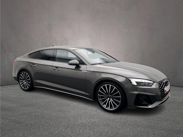 Audi A5 Sportback 35 TFSI 150PK S edition Competition | Ambient-Light | 19-inch | Matrix | Zwart-Optiek plus | Privacy-Glas | Audi-Sound |