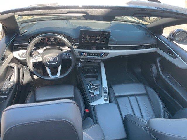 Audi A5 Cabriolet 40 Tfsi S-Tronic (150kW/204pk) ** MATRIX, LEDER, VIRTUAL, NEKVERW, 18-inch LMV, ADAPT. CRUISE ** 1e EIG - ¤ 27.500,= onder NP ** ** INFORMEER OOK NAAR ONZE AANTREKKELIJKE FINANCIAL-LEASE TARIEVEN **