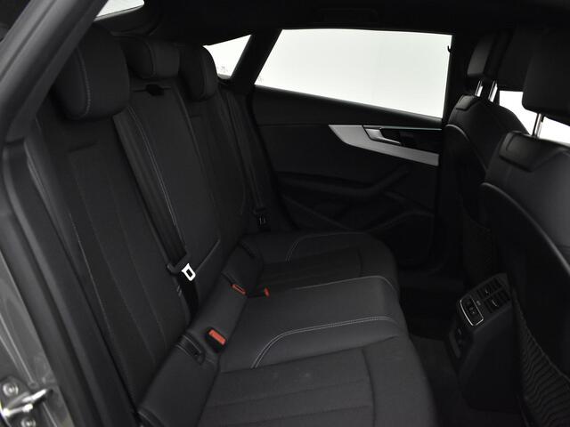 Audi A5 Sportback 35 Tfsi 150pk S-tronic S edition Competition · Camera · Elek. Achterklep · Matrix LED · Navi · Apple/Android Car Play · 19'' Inch · Alarm · Garantie t/m 21-05-2028 of 100.000km