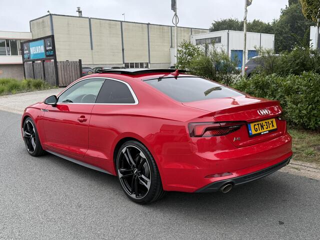Audi A5 Coupé 40TFSI S-Line 190PK AutomaatoPanooLeder