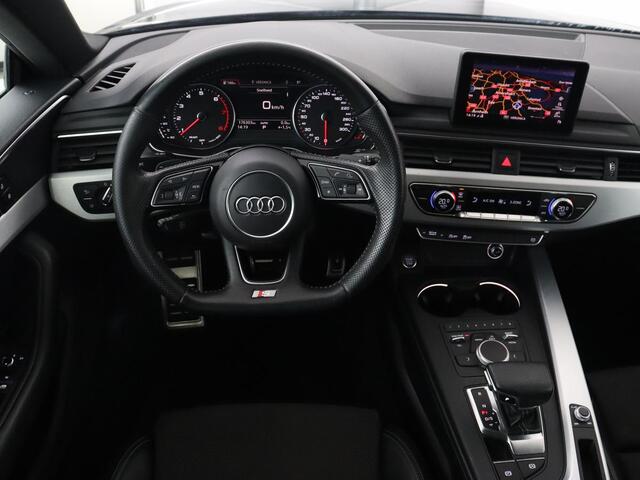 Audi A5 40 TFSI Sport S-Line edition | Carplay | Sportstoelen | Full LED | Half leder | Navigatie | Parkeerhulp | Cruise control | Bluetooth | Climate control | Sportstuur