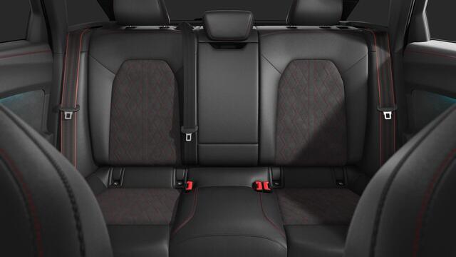 Audi A5 Avant 2.0 e-hybrid quattro S edition | Trekhaak | Pano | B&O | MMI plus | Matrix-led | 360 Camera | ACC | Keyless |