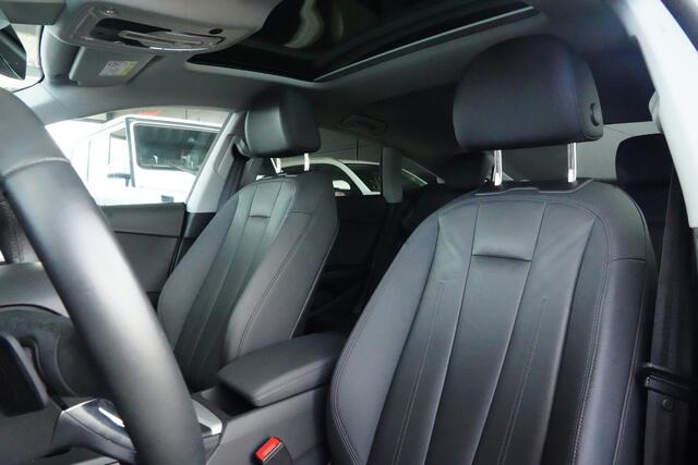 Audi A5 Sportback 35 TFSI S edition 150pk Panoramadak/Stoelverwarming/Camera