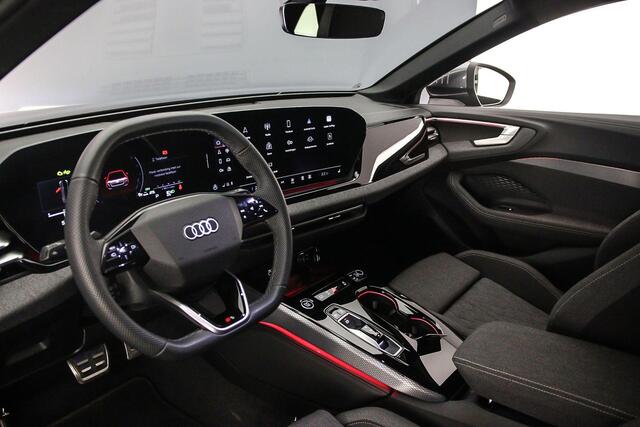 Audi A5 Avant 2.0 TFSI S edition | MMI plus | Full-led | Achteruitrijcamera | Sportstoelen | 19" | Carplay | Ambient lighting |