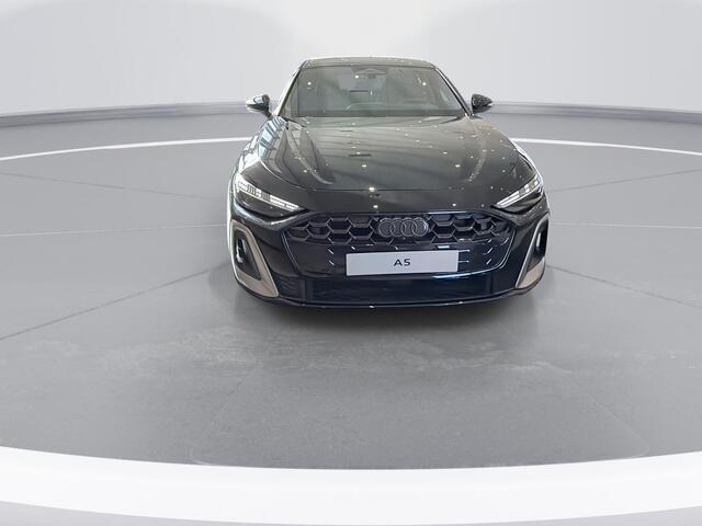 Audi A5 Limousine S edition 35 TFSI 150 PK · Tech pakket plus · Leder · Panoramadak · 19" LM Velgen