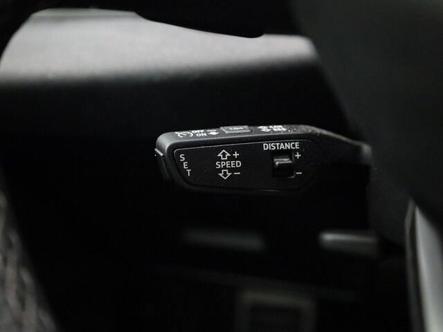 Audi A5 Avant 2.0 TFSI e-hybrid 299pk Quattro S edition · 360 Camera · Inklap. Trekhaak · Side Assist · Bijrijdersscherm · Matrix LED · Keyless · ACC · Garantie t/m 17-06-2029 of 100000km