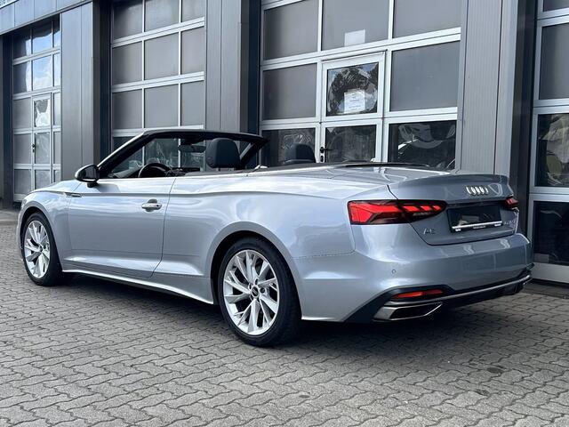 Audi A5 Cabriolet 40 Tfsi S-Tronic (150kW/204pk) ** MATRIX, LEDER, VIRTUAL, NEKVERW, 18-inch LMV, ADAPT. CRUISE ** 1e EIG - ¤ 26.800,= onder NP ** ** INFORMEER OOK NAAR ONZE AANTREKKELIJKE FINANCIAL-LEASE TARIEVEN **