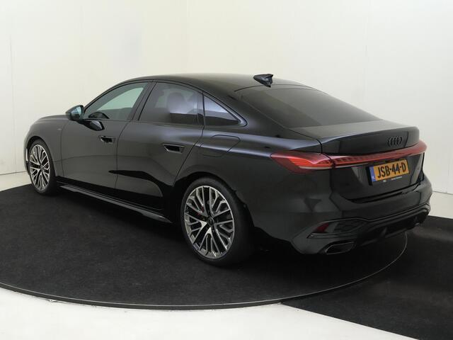 Audi A5 Limousine 2.0 e-hybrid quattro S edition | 20 inch lm velgen | Optiekpakket zwart | Achteruitrijcamera | Verwarmbare voorstoelen | Rode remzadels