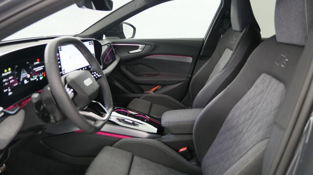 Audi A5 Limousine 2.0 TFSI 150pk Edition one / Passenger Display / Stoelverwarming / 360 Camera