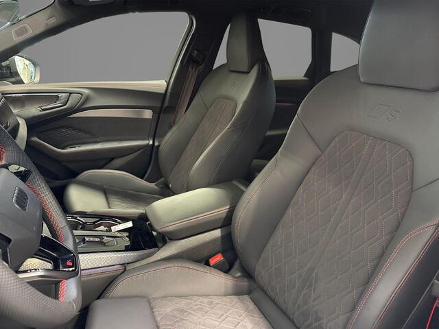 Audi A5 Avant 2.0 e-hybrid 367pk Quattro S Edition Competition · 360 Camera · Inklap. Trekhaak · Bang & Olufsen Sound · Head-Up Display · Matrix LED · Elek. Stoelen · Garantie t/m 19-08-2030 of 100.000km