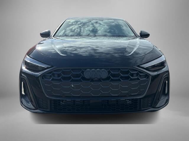 Audi A5 Limousine 2.0 e-hybrid quattro S edition 299 PK · Tech plus · Elektrisch verstelbare voorstoelen · Elek. wegklapbare trekhaak · Bekleding Leder/Alcantara
