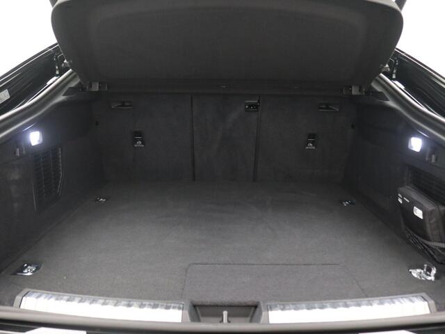 Audi A5 Limousine 2.0 e-hybrid quattro S edition Competition 367PK Panorama-glasdak, Keyless, Stoelverwarming voor en achter, B&O Premium soundsysteem, Sportstoelen voor, Head-up display, Adaptieve rijassistent Plus, S line, 18' Velgen