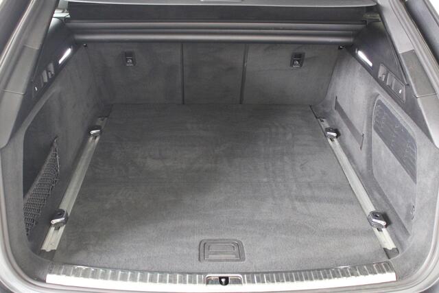 Audi A6 Avant 40 TFSI S-Line Competition Navigatie | Trekhaak | El. stoelverstelling | E. Achterklep | Dealeronderhouden